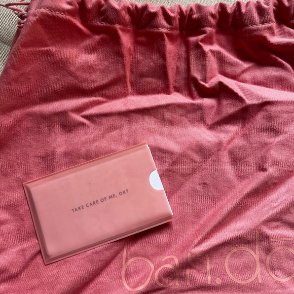 Ban.do cross body purse - Picture 3 of 6